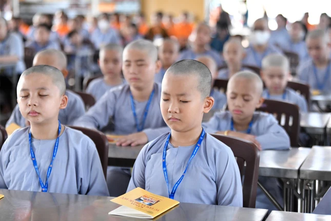 Tọa thiền vào sáng 10-6 Tọa thiền vào sáng 10-6