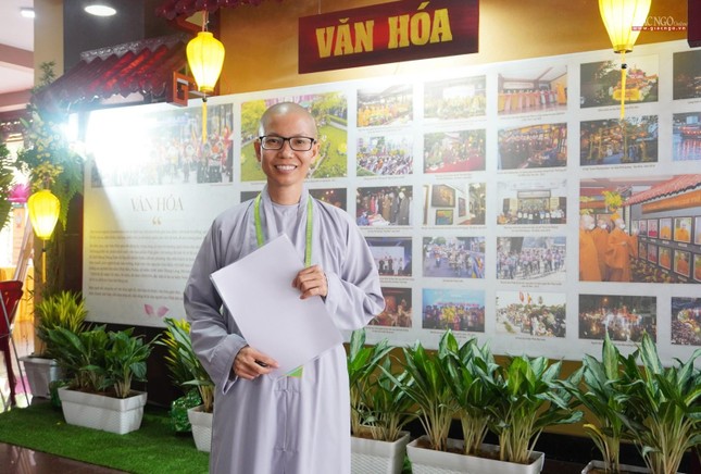 Sư cô Thích nữ Nhuận Bình hạnh phúc khi được đóng góp một phần nhỏ cho Đại hội đại biểu Phật giáo TP.HCM