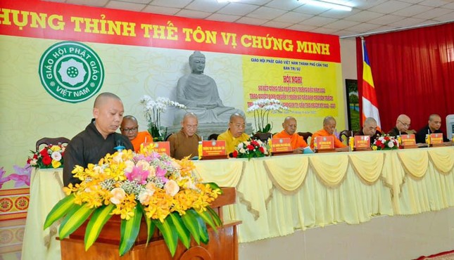 Đại đức Thích Thiện Hữu, Chánh Thư ký Ban Trị sự báo cáo sơ kết công tác Phật sự 6 tháng đầu năm 2022 và phương hương hoạt động 6 tháng cuối năm
