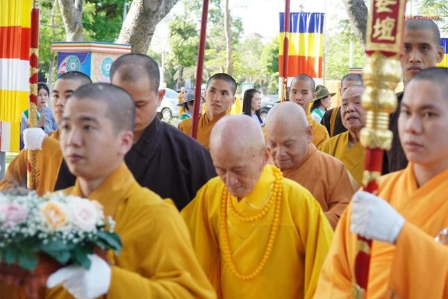 Chư tôn đức Thành viên Hội đồng Chứng minh, Hội đồng Trị sự