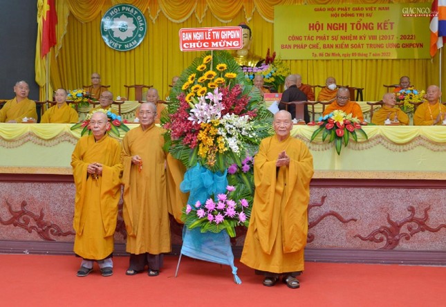Ban Nghi lễ Trung ương chúc mừng