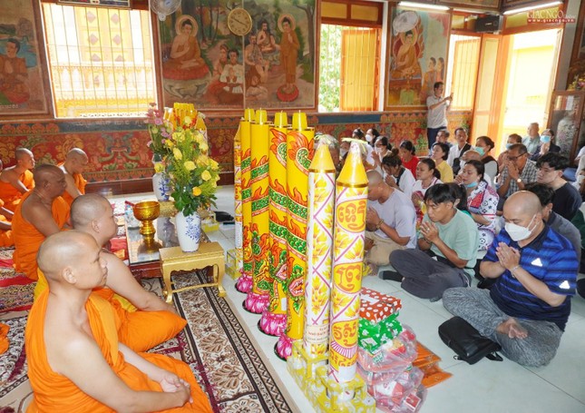 khóa lễ tại chánh điện khóa lễ tại chánh điện