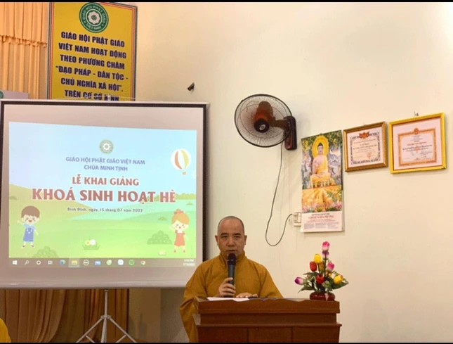 Thượng tọa Thích Hạnh Chơn phát biểu khai mạc