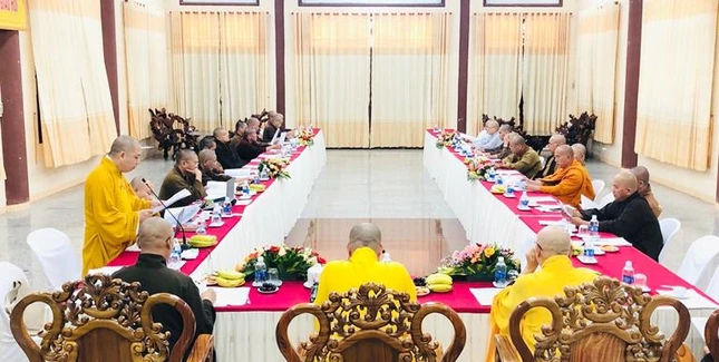 Chư tôn đức tham dự họp tổng kết Phật sự nhiệm kỳ 2017-2022 của Ban Tăng sự GHPGVN tỉnh Bình Thuận