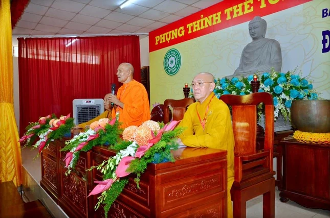 Hòa thượng Đào Như ban đạo từ sách tấn đến giới tử