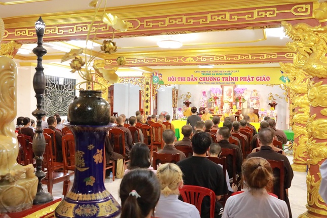 Chư tôn đức và Phật tử tham dự - Ảnh: Chùa Hưng Phước