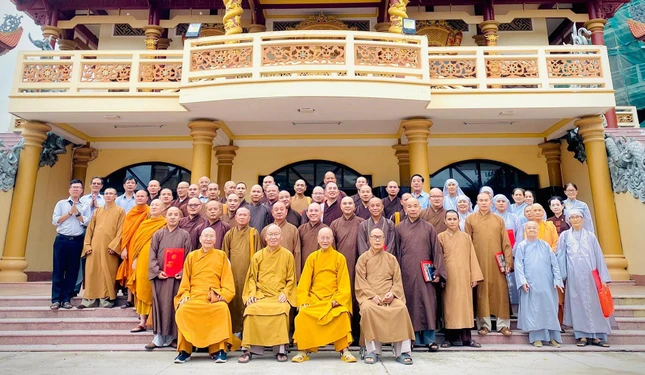 Lưu niệm phiên họp đầu tiên của Ban Trị sự GHPGVN tỉnh Bình Định nhiệm kỳ 2022-2026