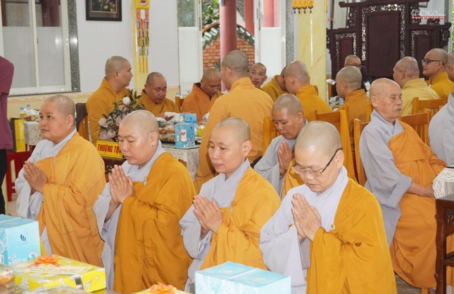 Chư Ni Phật giáo quận Gò Vấp tạ pháp An cư Chư Ni Phật giáo quận Gò Vấp tạ pháp An cư