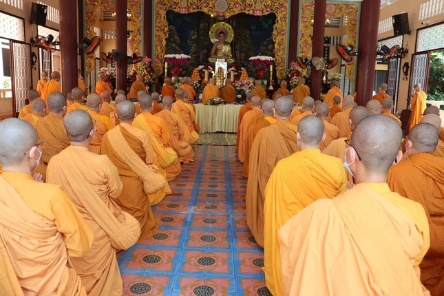 Trang nghiêm khóa lễ tấn đàn truyền giới tại tịnh xá Ngọc Phương