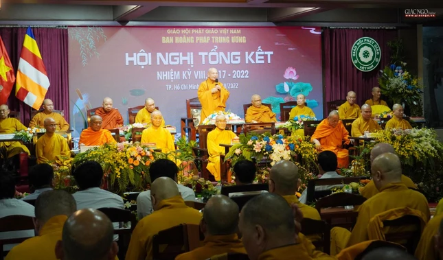 Hòa thượng Thích Thiện Nhơn ban đạo từ chứng minh