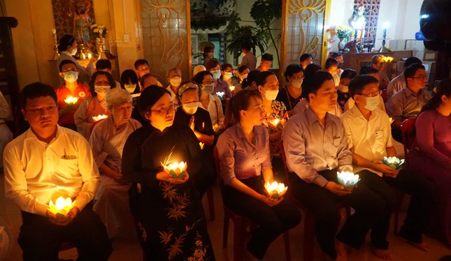 Đại diện chính quyền tham dự lễ