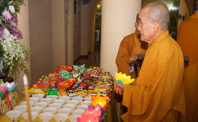 Hòa thượng Thích Minh Hiền tưởng niệm