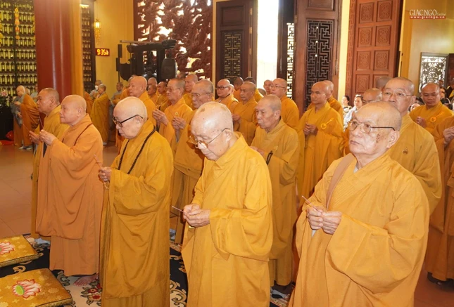 Chư tôn đức giáo phẩm Hội đồng Chứng minh, Hội đồng Trị sự niêm hương tưởng niệm