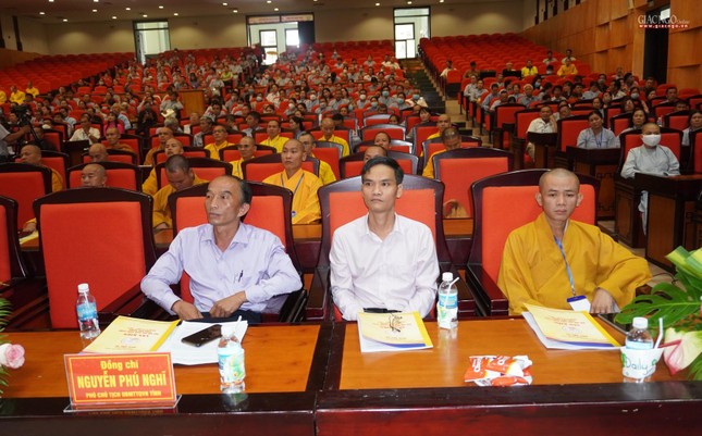 Đại biểu chính quyền