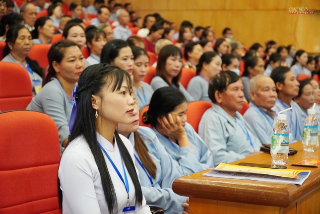 Đại biểu Phật tử