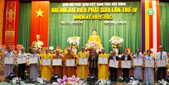 14 cá nhân nhận Bằng khen của Ủy ban MTTQVN tỉnh