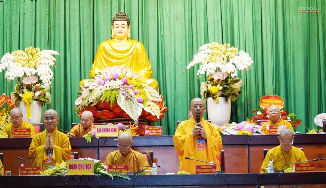 Thượng tọa Thích Quảng Tuấn tuyên bố mãn nhiệm Thượng tọa Thích Quảng Tuấn tuyên bố mãn nhiệm