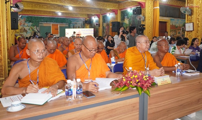 Chư Tăng Nam tông Khmer tham dự Chư Tăng Nam tông Khmer tham dự