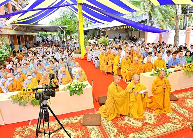 Phát nguyện nhận nhiệm vụ