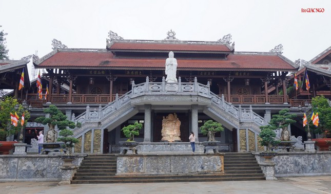 Văn phòng Ban Trị sự GHPGVN tỉnh Đắk Lắk nằm trong khuôn viên chùa Sắc Tứ Khải Đoan