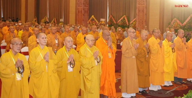 Niệm Phật cầu gia hộ