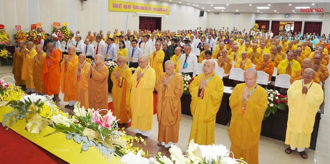 Niệm Phật cầu gia hộ