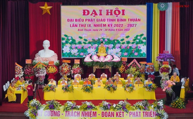 Chư tôn đức Ban Chứng minh, Chủ tọa đoàn, Ban Thư ký, Ban Kiểm soát