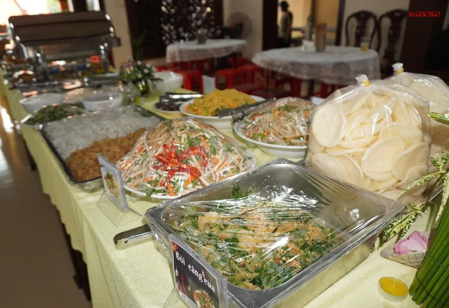 Buổi tiệc buffet chay với gần 40 món