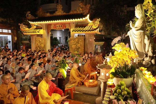 Khóa trì tụng kinh Phổ môn