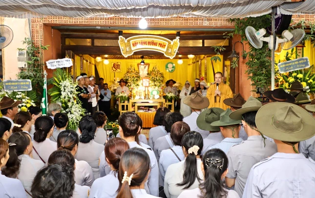 Phân ban Gia đình Phật tử tỉnh Đắk Lắk thực hiện nghi thức lễ Phủ kỳ