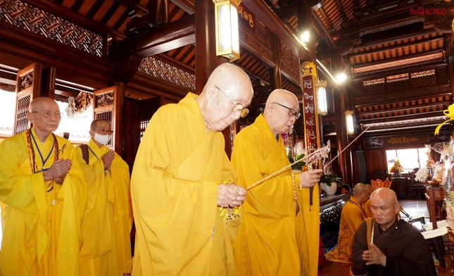 Hòa thượng Thích Tịnh Hạnh, Hòa thượng Thích Như Tín - đồng Thành viên Hội đồng Chứng minh tưởng niệm