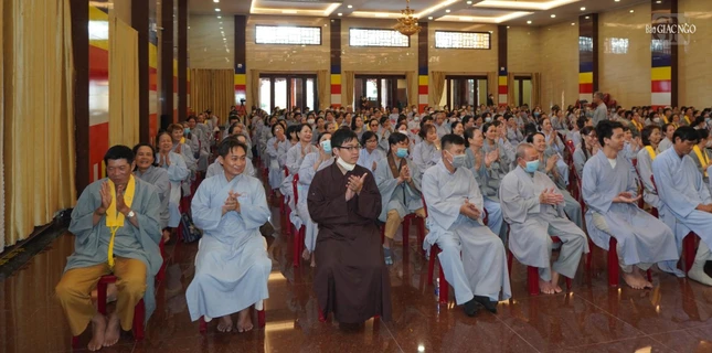 Niềm hoan hỷ trong thời pháp thoại