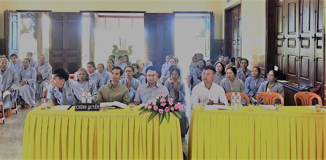 Đại diện chính quyền tham dự Đại diện chính quyền tham dự