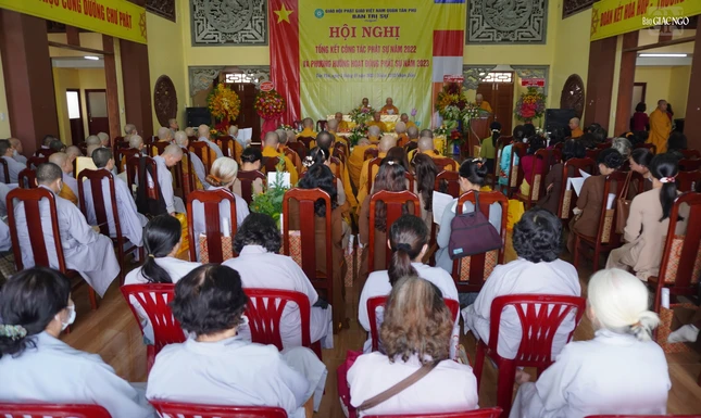 Hội nghị tổng kết công tác Phật sự Phật giáo quận Tân Phú diễn ra tại chùa Hạnh Nguyện