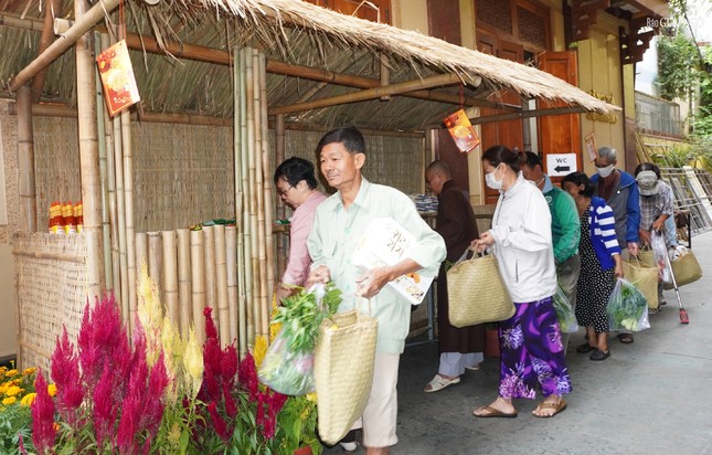 Niềm vui đón Tết Niềm vui đón Tết