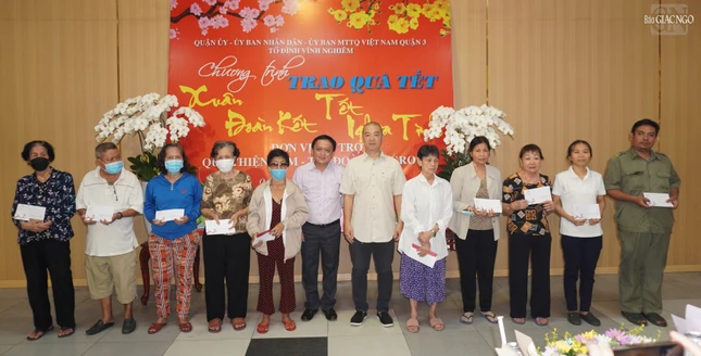 Mỗi năm vào dịp Tết Quỹ Thiện Tâm đều dành những phần quà tặng đến bà con trên địa bàn quận 3