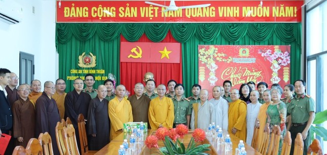 Thăm và chúc mừng năm mới đến Công an tỉnh Bình Thuận Thăm và chúc mừng năm mới đến Công an tỉnh Bình Thuận