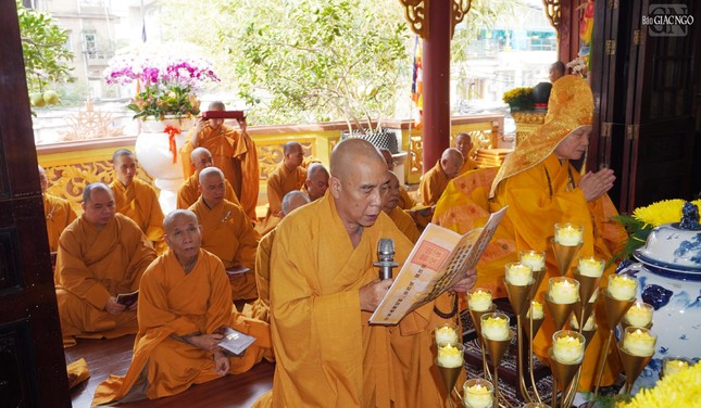 Trang nghiêm Pháp hội Dược Sư