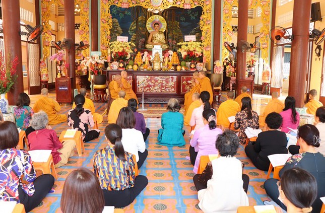 Trang nghiêm khóa lễ cầu siêu