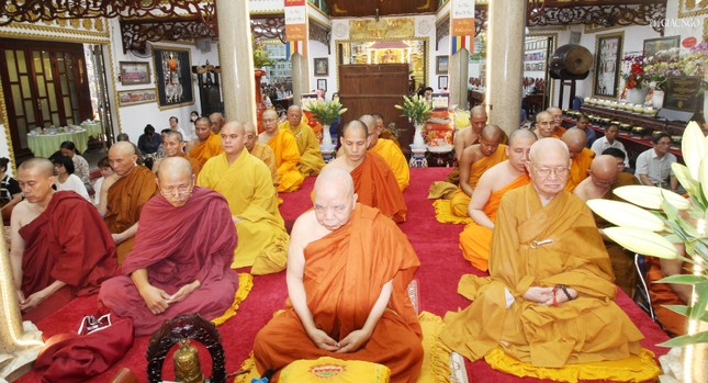 Khóa lễ thiền tọa tưởng niệm ân đức Hòa thượng khai sơn chùa Phổ Minh Khóa lễ thiền tọa tưởng niệm ân đức Hòa thượng khai sơn chùa Phổ Minh