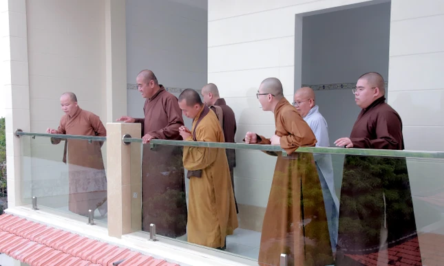 Chư tôn đức kiểm tra công tác tổ chức Đại giới đàn tại chùa Hội Đức