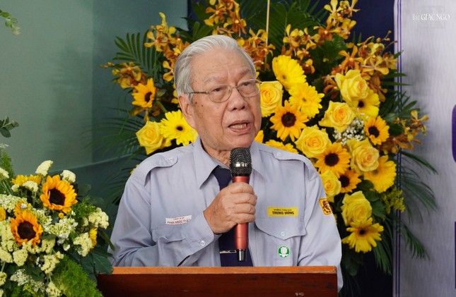 Huynh trưởng cấp Dũng Tâm Giới - Phan Ngọc Thảo, tân Trưởng Phân ban Gia đình Phật tử T.Ư nhiệm kỳ 2022-2027 phát biểu khai mạc