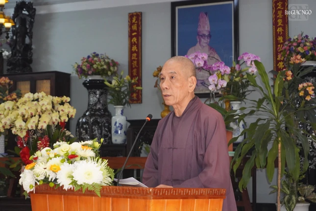 Thượng tọa Thích Giác Trí phát biểu khai mạc