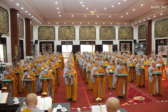 Có 109 giới tử Tỳ-kheo-ni