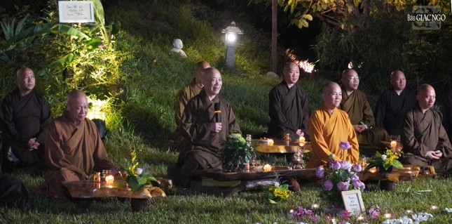 Hòa thượng Thích Bảo Nghiêm huấn thị