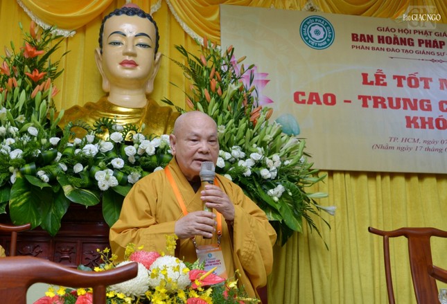 Hòa thượng Thích Thiện Nhơn ban đạo từ chứng minh