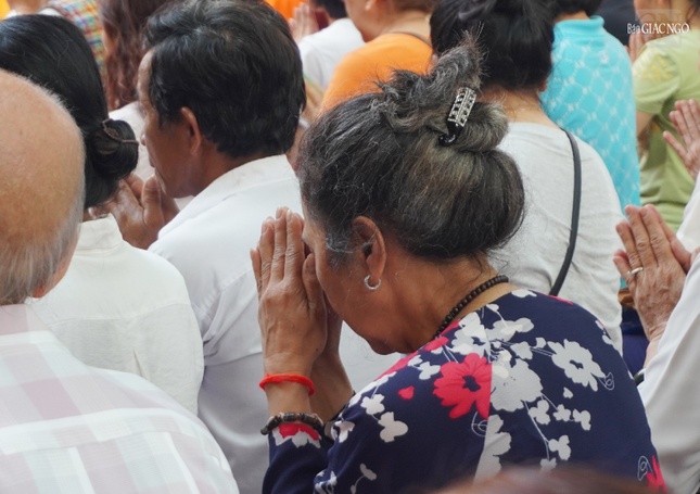 Cầu một năm bình an