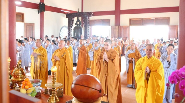 Trang nghiêm khóa lễ an vị Phật