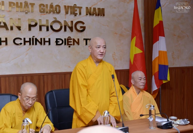 Hòa thượng Thích Huệ Thông phát biểu khai mạc