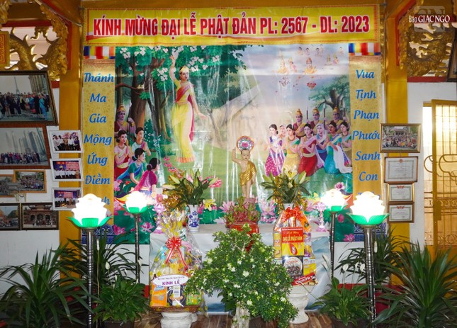 Tại chùa Như Lai